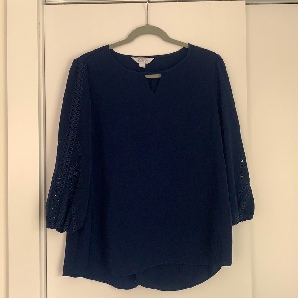 Market & spruce women’s size L navy tunic with sleeve cut out details